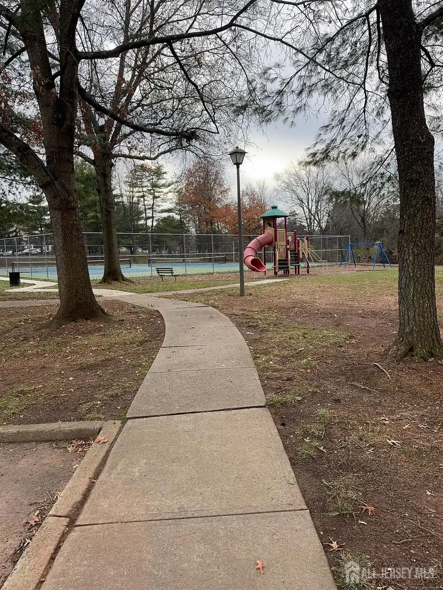 -58 Canterbury Circle, Somerset, NJ 08873 - #2