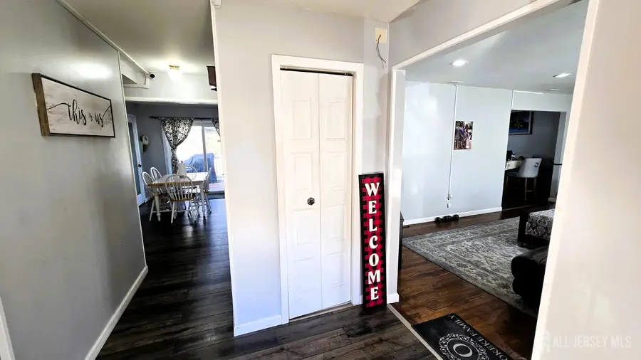 -7 Stradford Road, Sayreville, NJ 08859 - Image #3