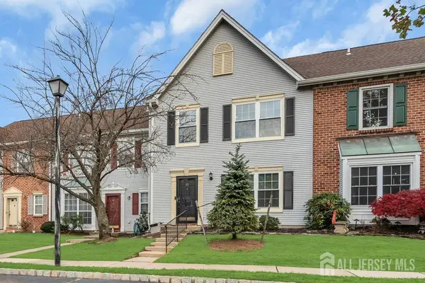 -65 Townsend Court, Franklin Twsp, NJ 08823