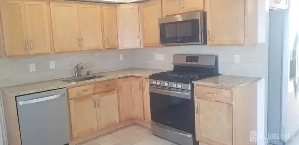 -44 Judson Street #11B, Edison, NJ 08837