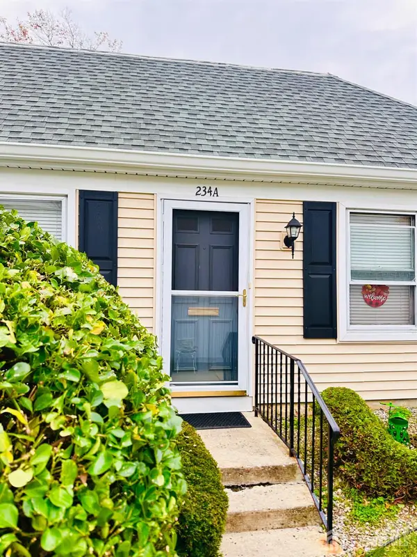 -234 Marblehead Lane #A, Monroe, NJ 08831