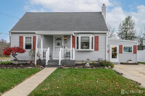 -35 Brown Drive, Hamilton, NJ 08690