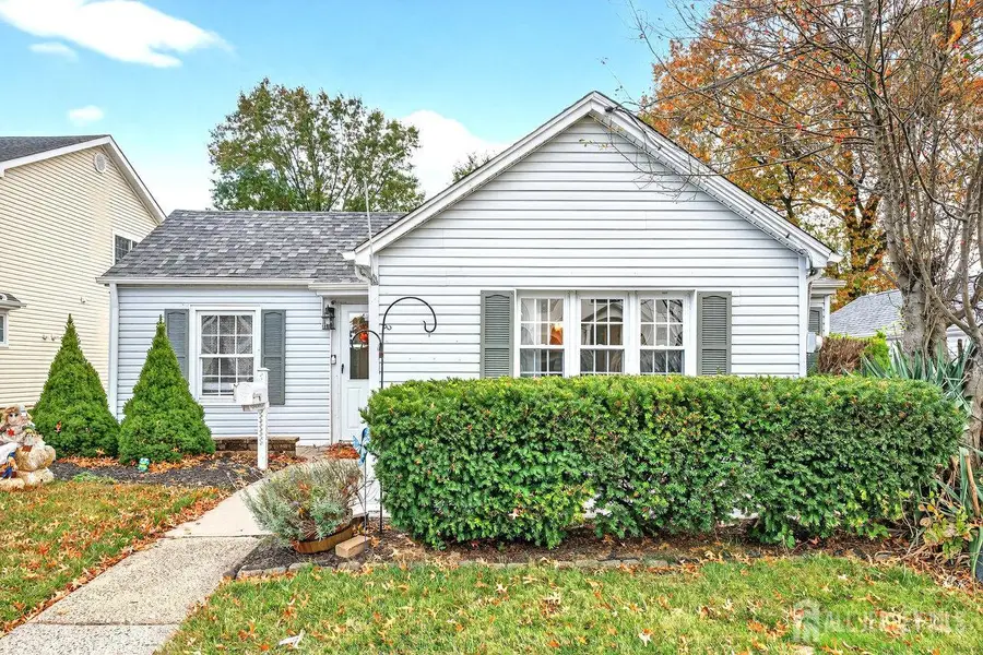 -25 Wildwood Avenue, Fords, NJ 08863 - Image #3