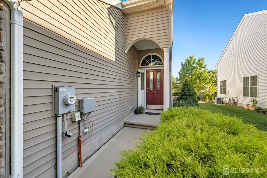 -60 Saratoga Court, Somerset, NJ 08873 - Image #3