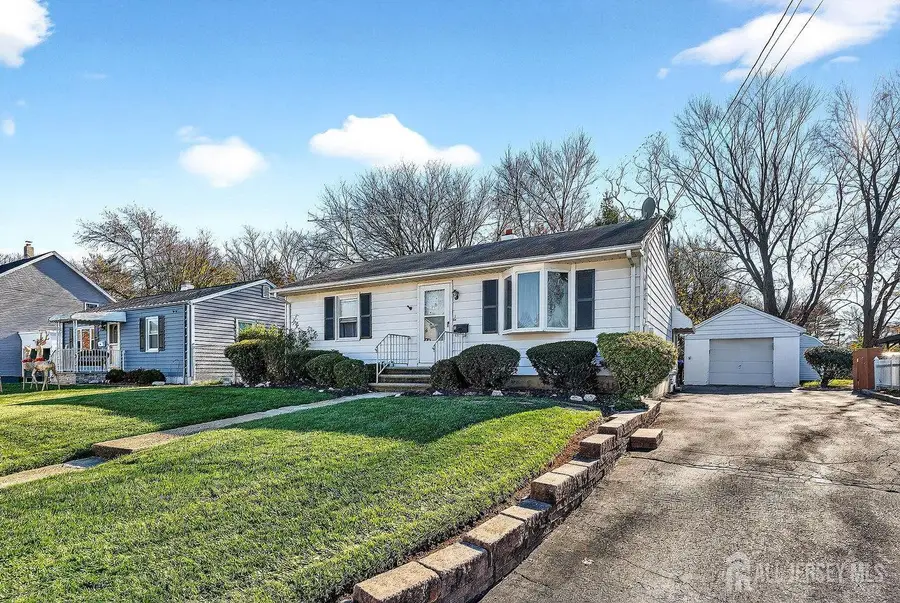 -48 Harvey Circle, East Brunswick, NJ 08816 - Image #2