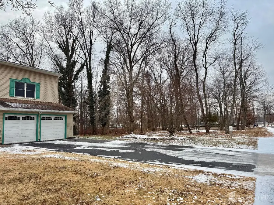 -23 Howell Avenue, Piscataway, NJ 08854 - Image #2