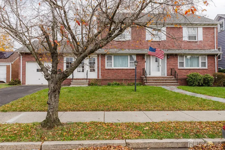 -11 Edgeworth Place, New Brunswick, NJ 08901 - Image #2