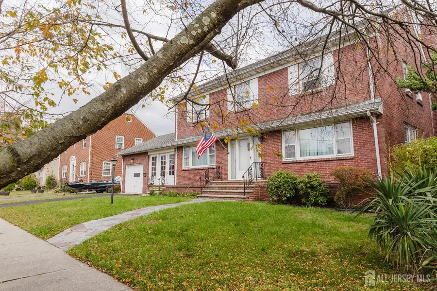 -11 Edgeworth Place, New Brunswick, NJ 08901 - Image #3