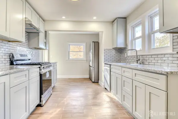 -850 Mohill Place, Piscataway, NJ 08854