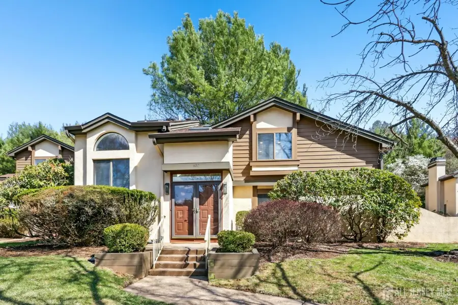 -627 Sayre Drive, Plainsboro, NJ 08540 - Image #3