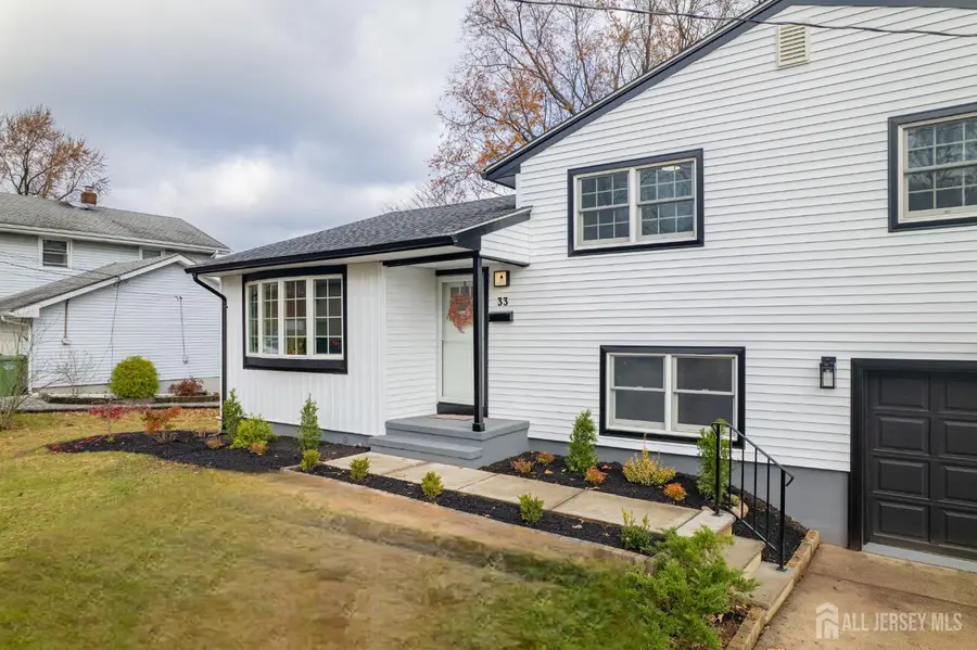 -33 Larchmont Road, Edison, NJ 08837 - Image #3