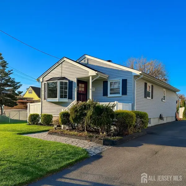 -105 Madison Avenue, Middlesex, NJ 08846