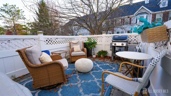 -434 Northam Drive, North Brunswick, NJ 08902