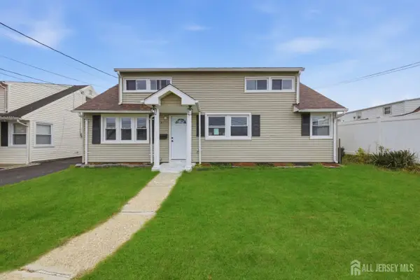 -81 Hickory Street, Carteret, NJ 07008
