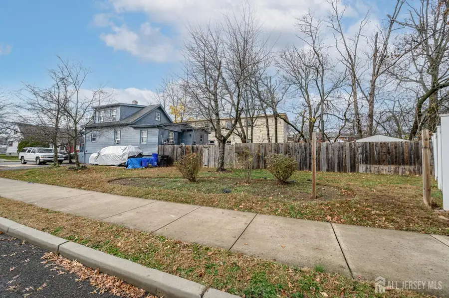 -45 Oliver Avenue, New Brunswick, NJ 08901 - Image #3