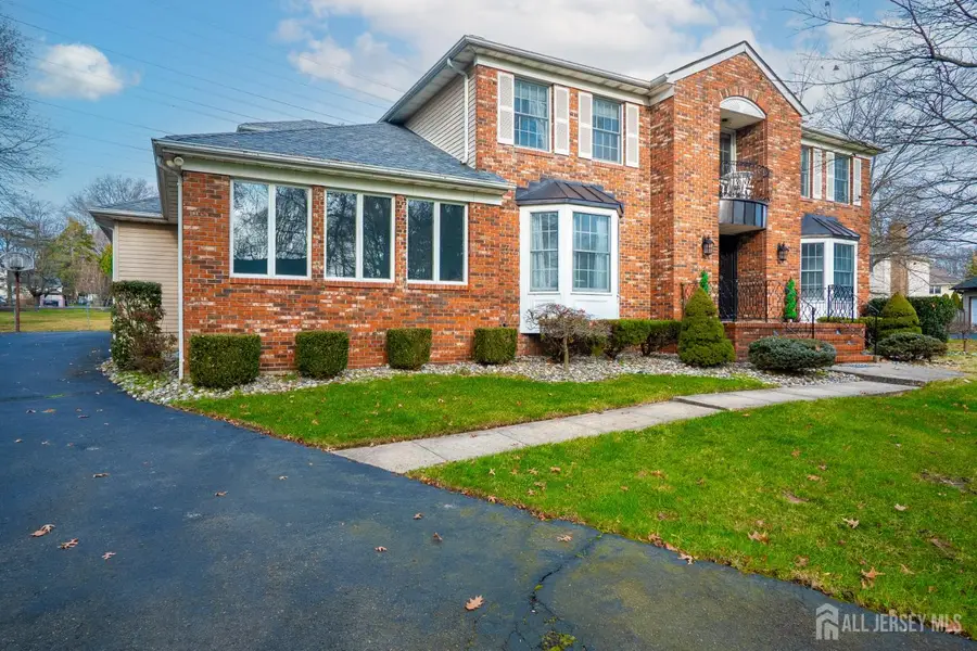 -1545 Edly Cove Court, North Brunswick, NJ 08902 - Image #3