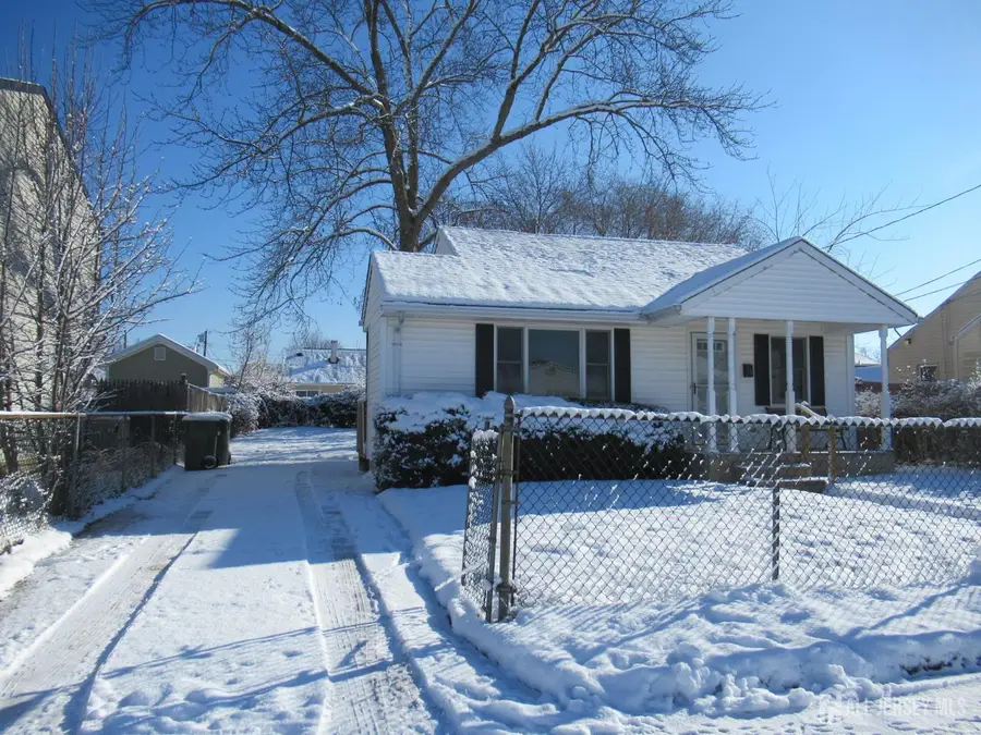 -38 Eisenhower Drive, Sayreville, NJ 08872 - Image #2