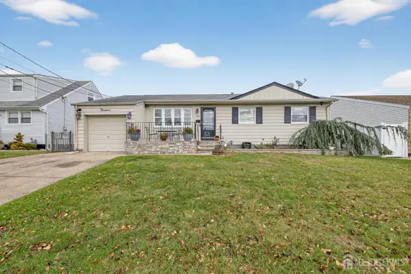 -14 Sunnyside Drive, Carteret, NJ 07008