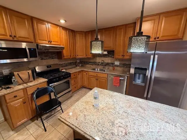 -9 Gardenia Ct Court, Sayreville, NJ 08872 - #2