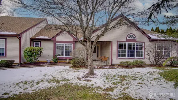 -20 Abraham Lincoln Court, Monroe, NJ 08831