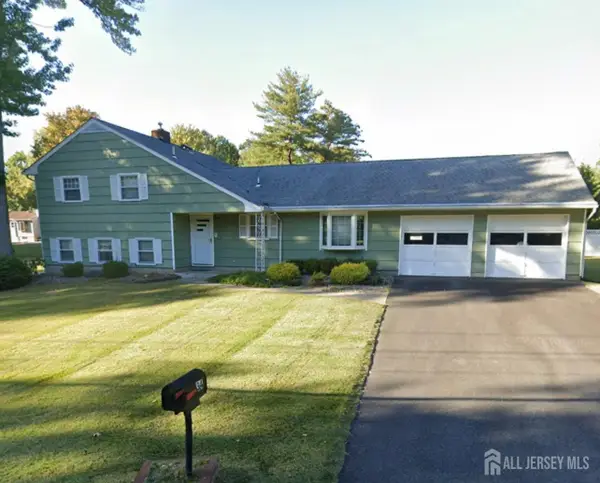 -34 Nottingham Road, Edison, NJ 08820