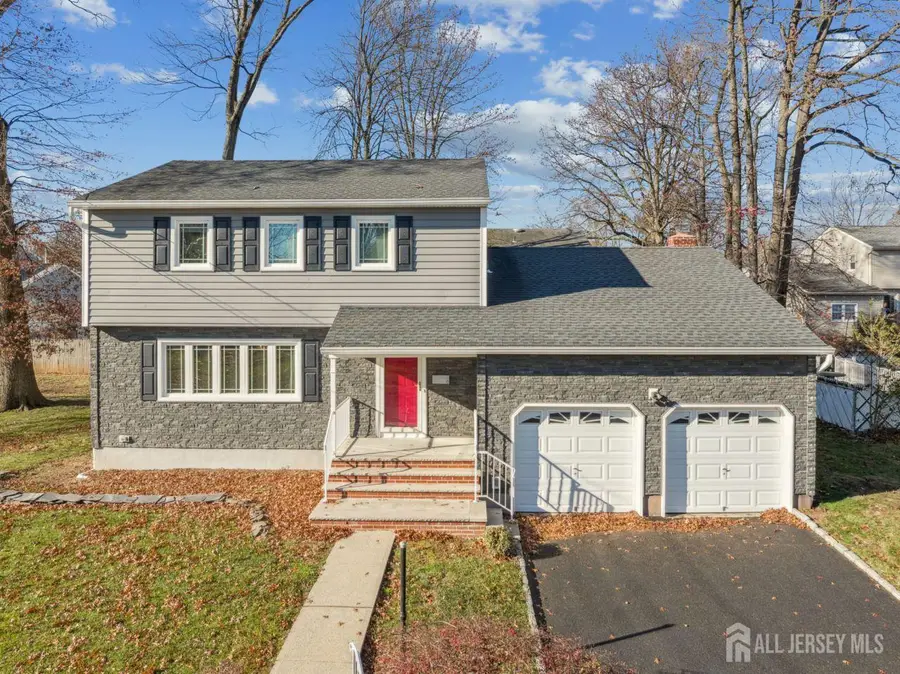 -8 Periwinkle Place, Colonia, NJ 07067 - Image #2