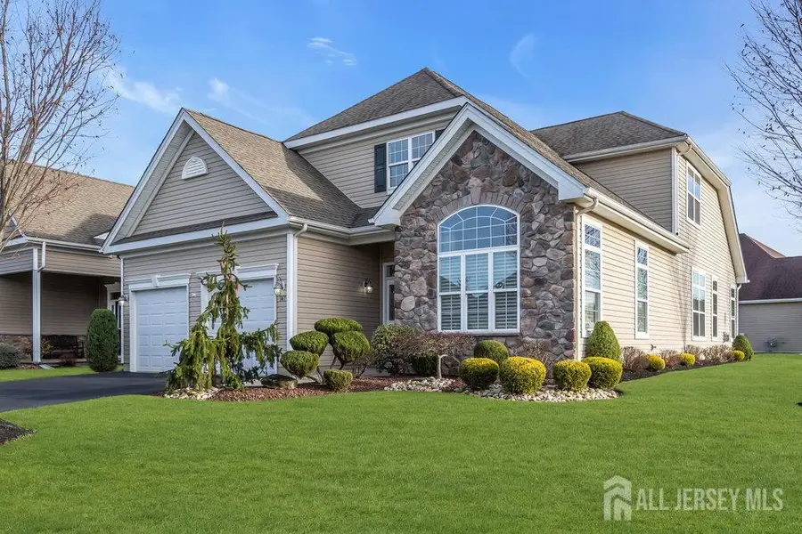 -147 Cobblestone Boulevard, Monroe, NJ 08831 - Image #2