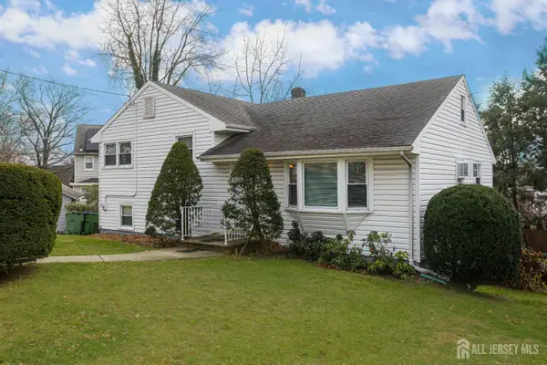 -13 Glencourt Avenue, Edison, NJ 08837