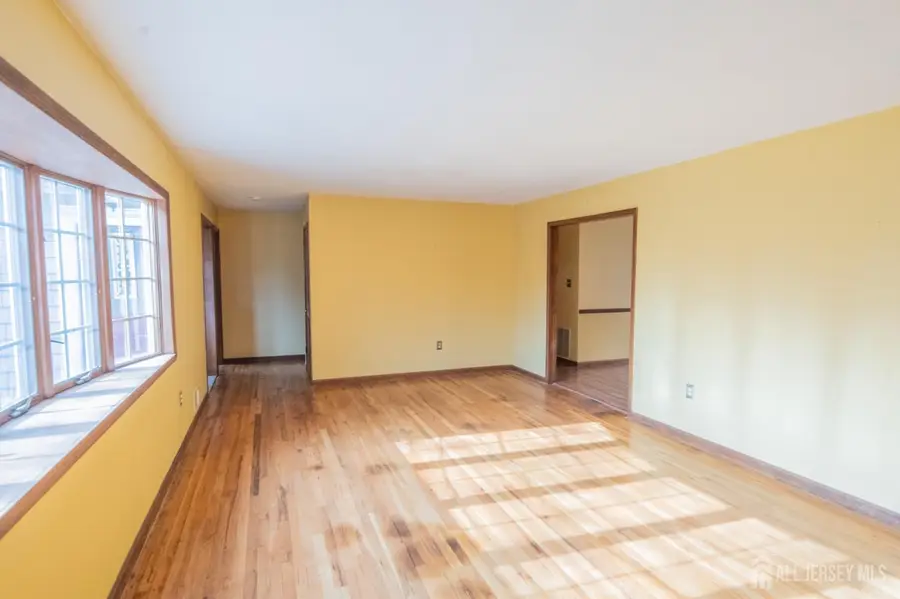 -12 Francis Road, East Brunswick, NJ 08816 - Image #3