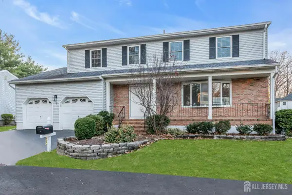 -3 Van Arsdale Court, East Brunswick, NJ 08816