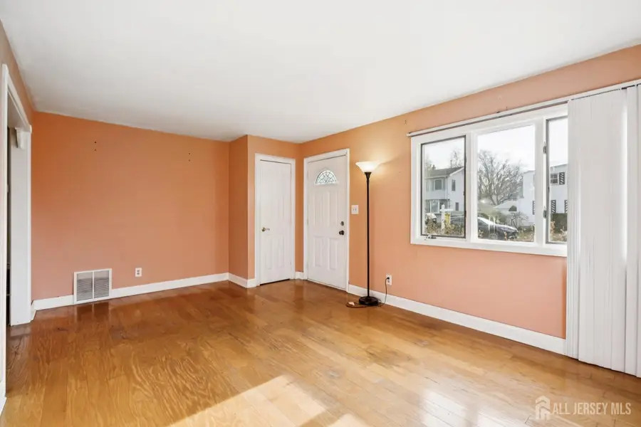 -61 Duley Avenue, Edison, NJ 08817 - Image #3