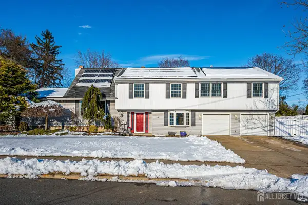 -4 Winthrop Road, Franklin, NJ 08873