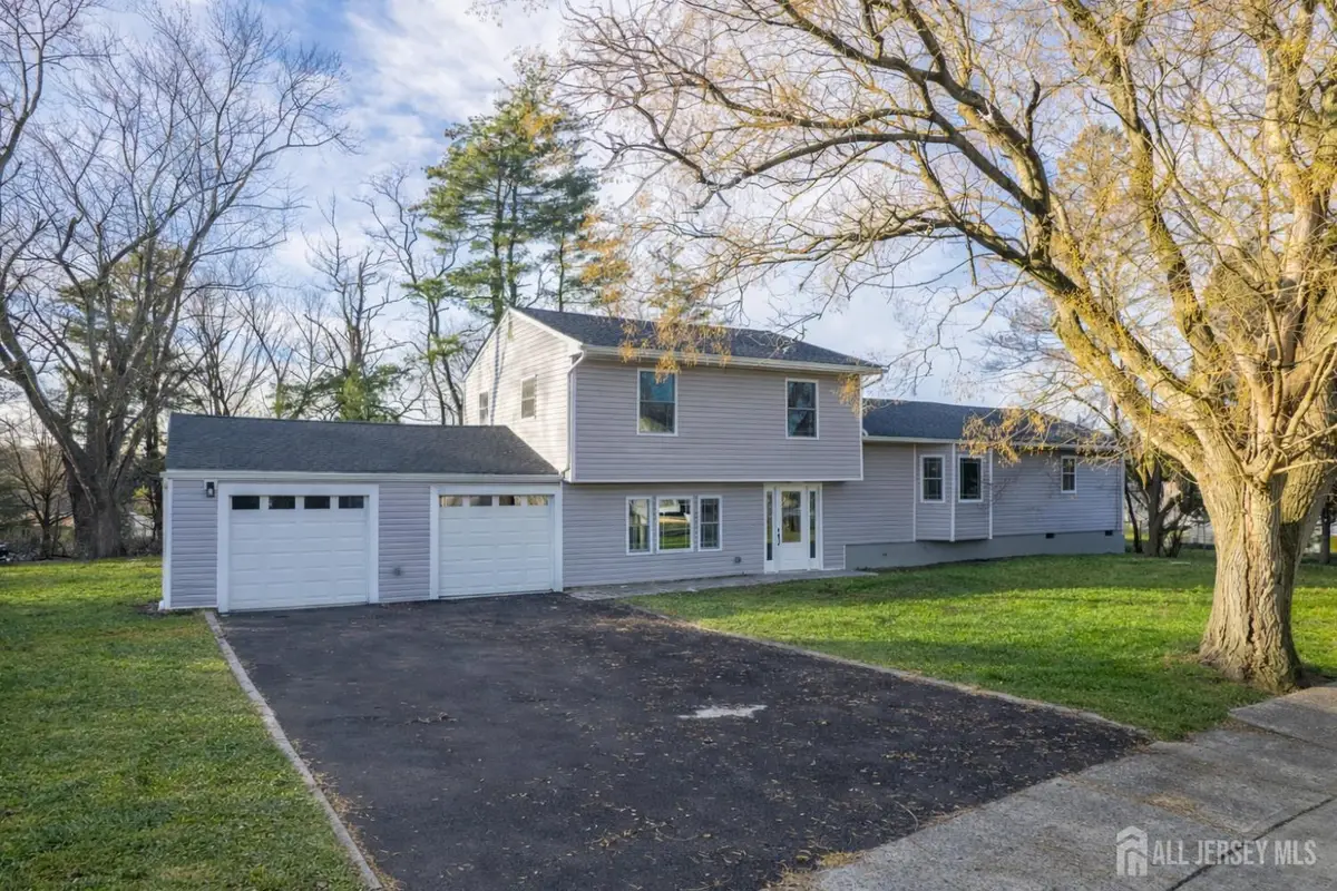 -21 Vauxhall Road, East Brunswick, NJ 08816 - Image #1