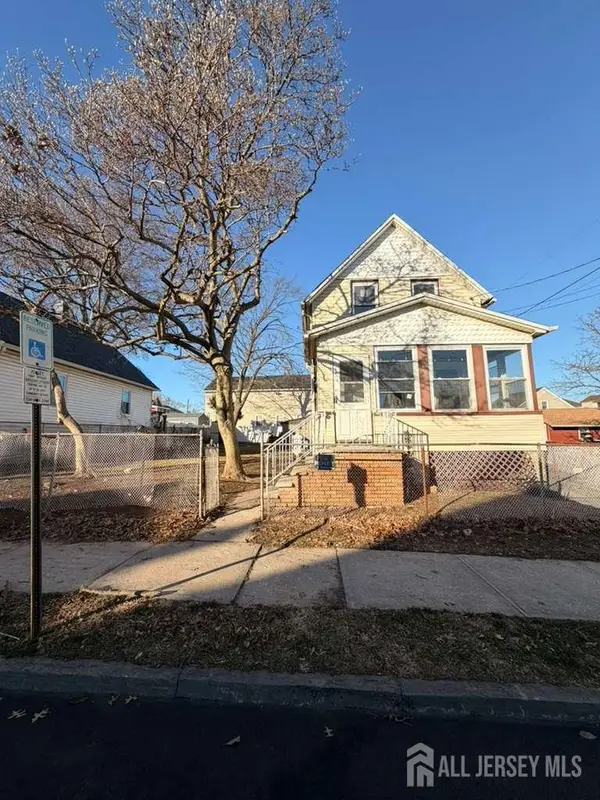 -57 Charles Street, Carteret, NJ 07008