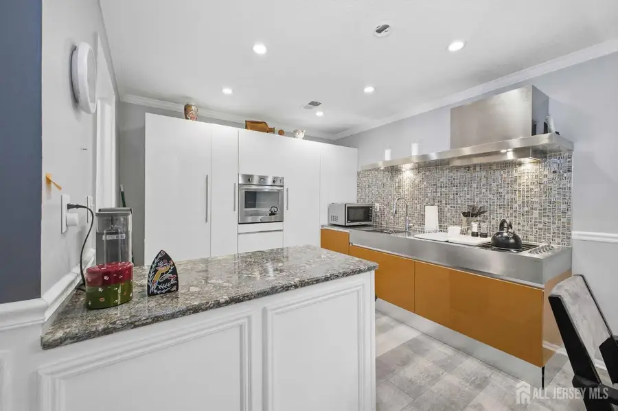 -243 Wycoff Way, East Brunswick, NJ 08816 - Image #2