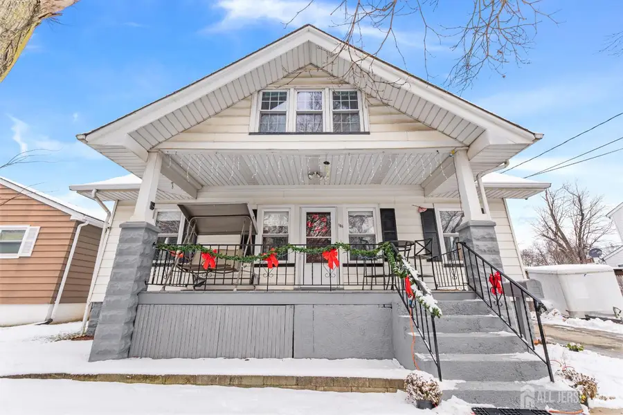 -186 Metuchen Avenue, Woodbridge, NJ 07095 - Image #3