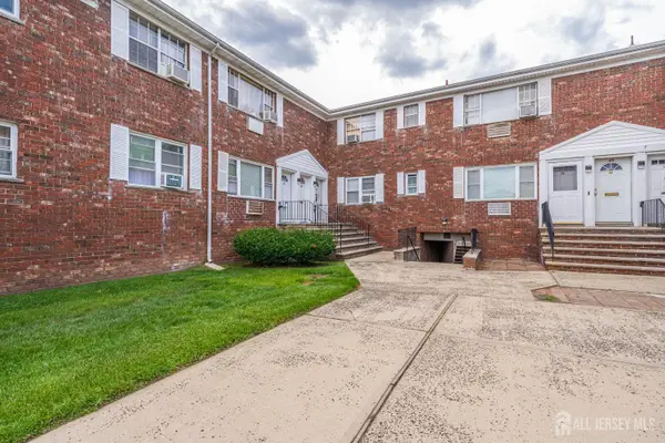 -47 Gramercy Gardens #B, Middlesex, NJ 08846