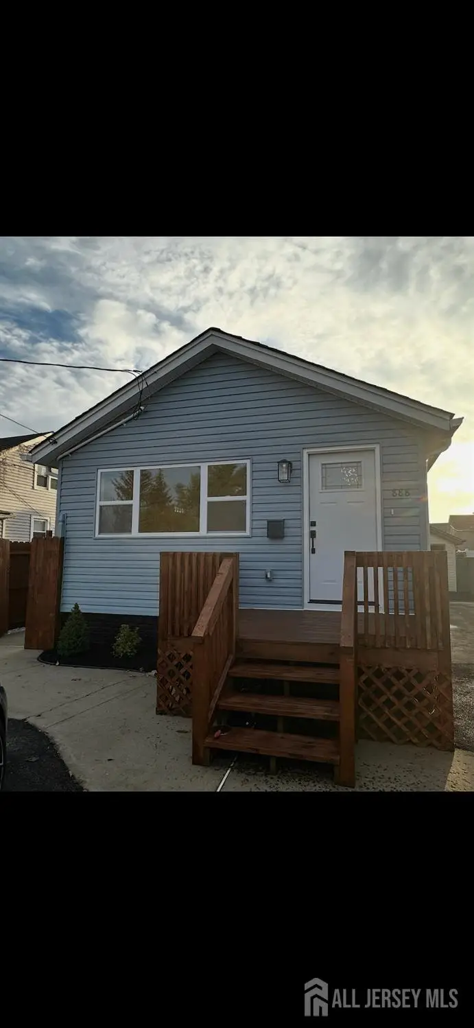 -888 State Route 35 Route, Laurence Harbor, NJ 08879 - Image #2