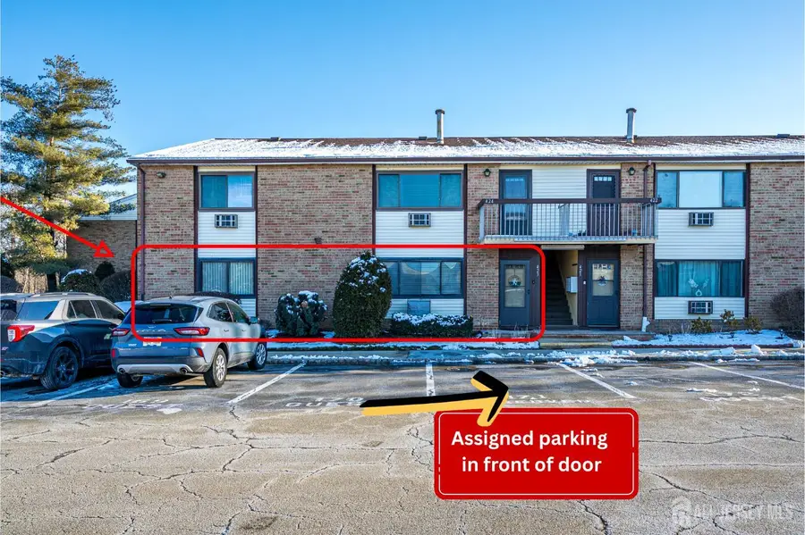 -423 Cricket Lane, Woodbridge, NJ 07095 - #2