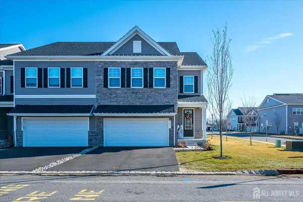 -1001 Navigator Avenue, Marlboro, NJ 07746