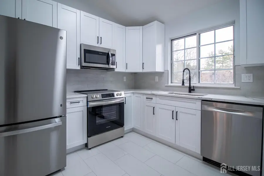 -659-B Azalea Plaza, Monroe, NJ 08831 - #2