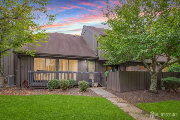 -404 N Westgate Drive, Edison, NJ 08820