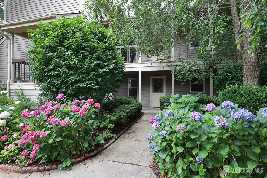 -123-G Concordia Circle, Concordia, NJ 08831 - #3