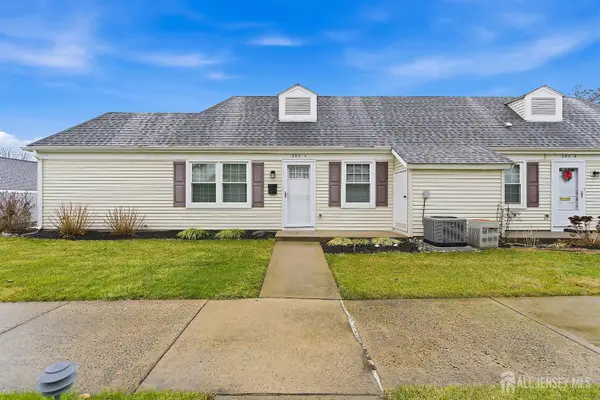 -205 Madison Lane #C, Monroe, NJ 08831