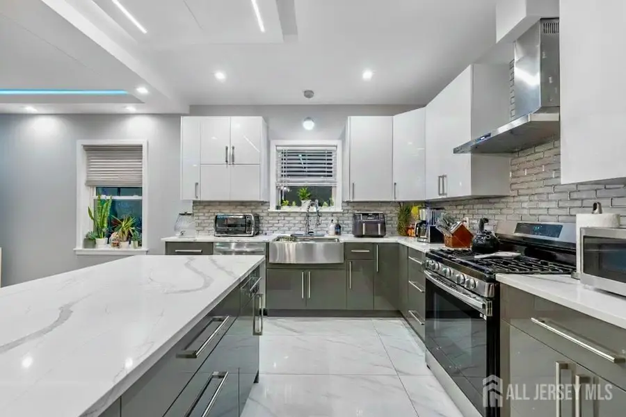 -299 Columbia Avenue #1, Jersey City, NJ 07307 - #3