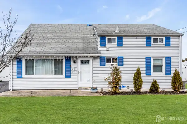 -89 W Warren Street, Iselin, NJ 08830