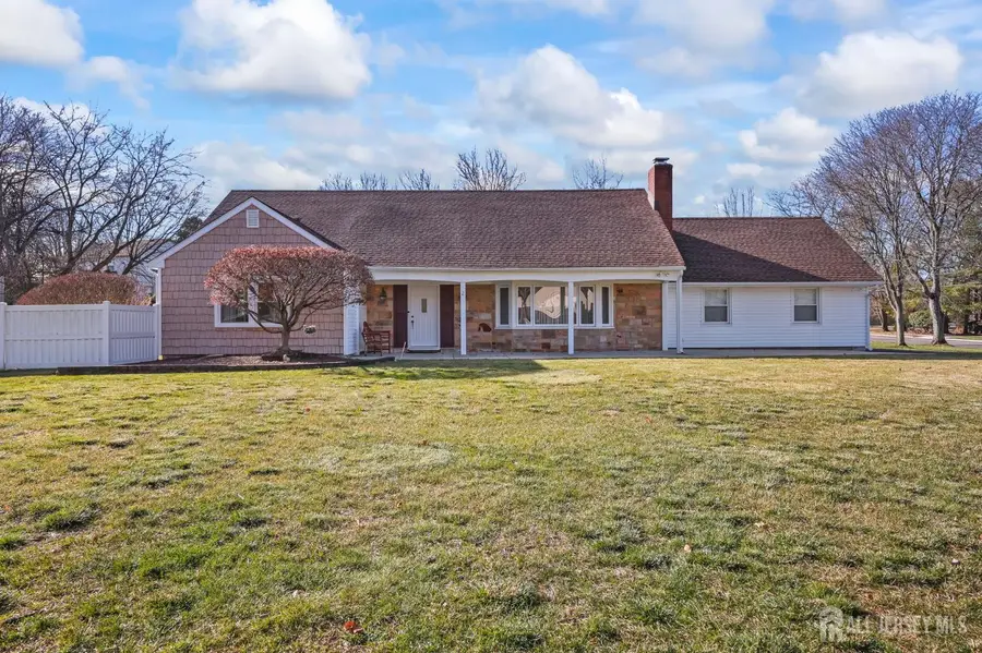 -2 Varnum Lane, Manalapan, NJ 07726 - #2