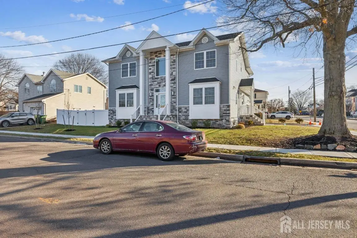 -239 Suttons Lane, Edison, NJ 08817 - Image #1