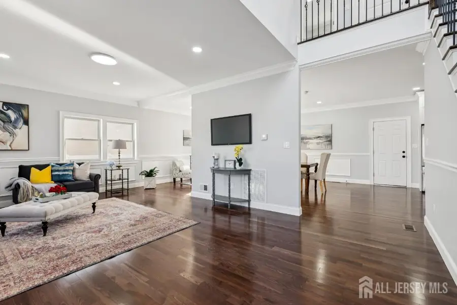 -239 Suttons Lane, Edison, NJ 08817 - Image #3