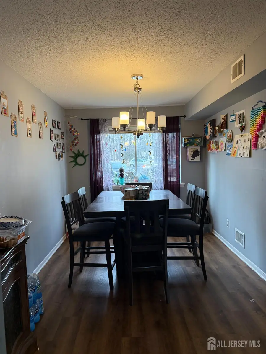 -7 Foxtail Lane, Heathcote, NJ 08852 - #3